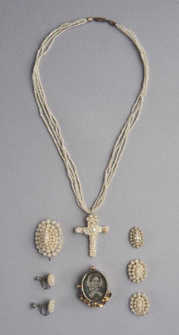 Washington Family Jewelry Grouping (1 of 9)