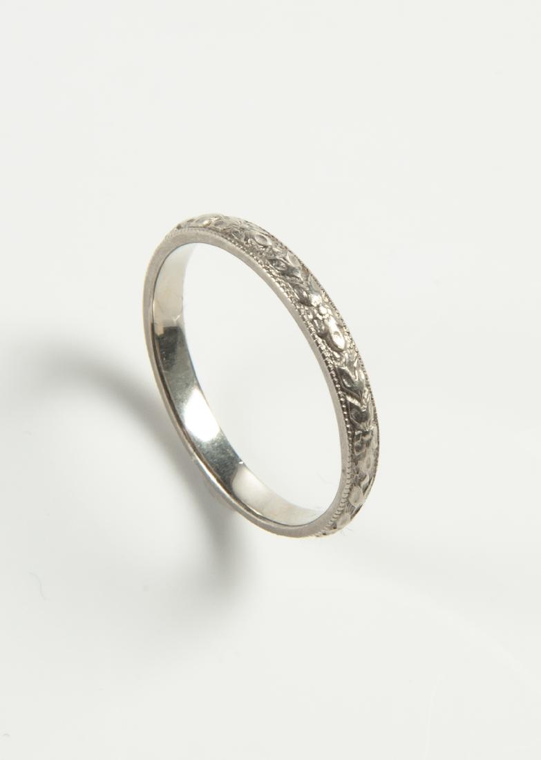 18K Antique Wedding Band (1 of 3)