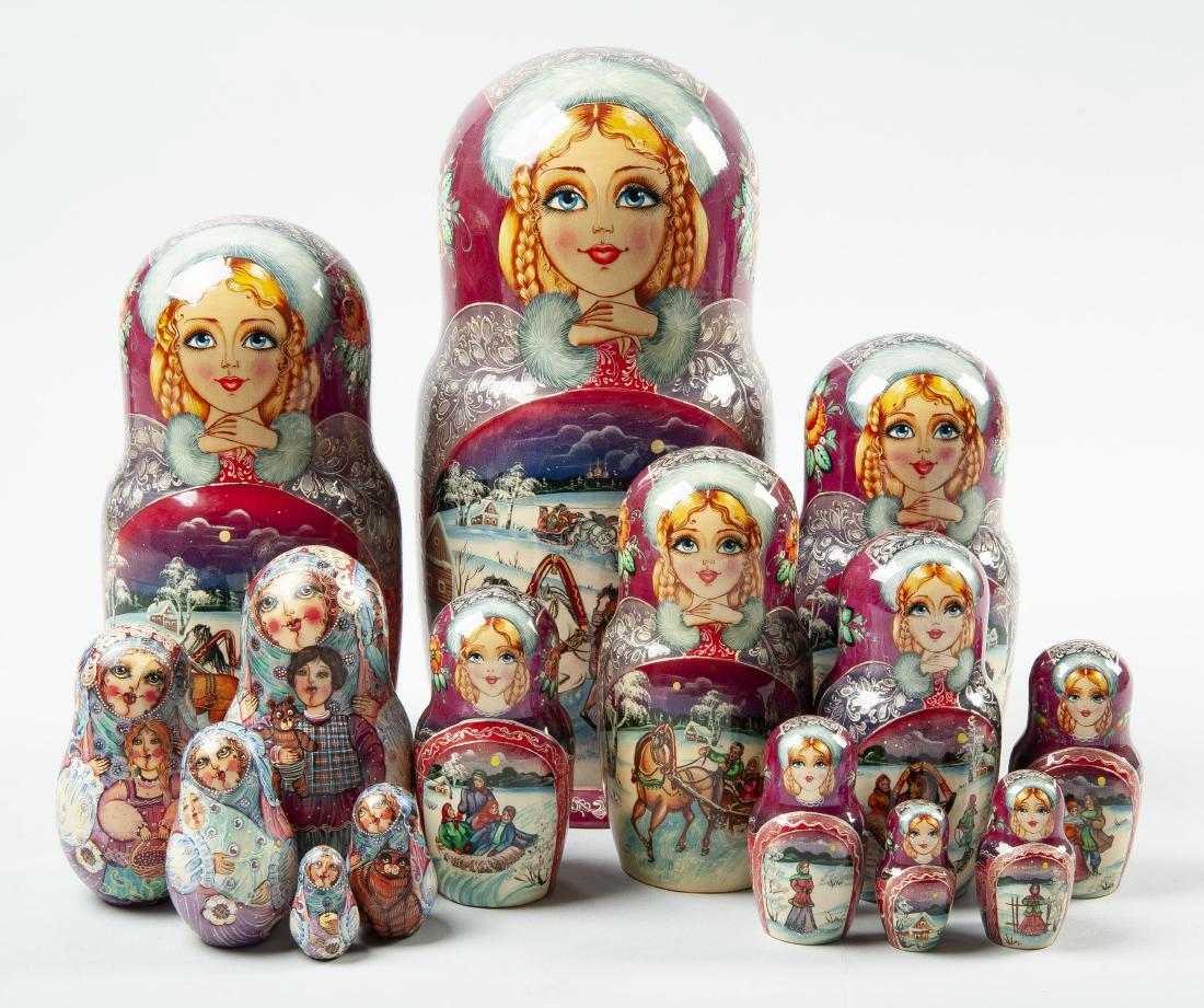 russian matryoshka nesting dolls
