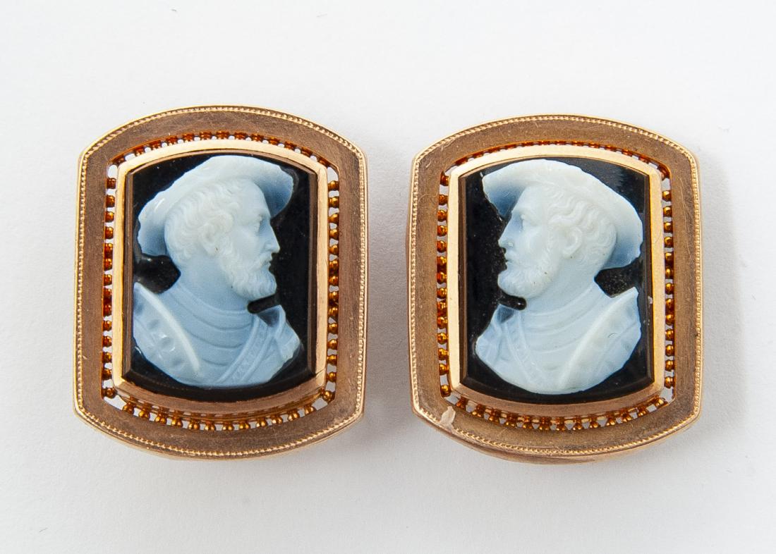 Victorian Hardstone Cufflinks: DESCRIPTION: Pair of Victorian cufflinks with hardstone cameos of Renaissance men. MEASUREMENTS: Each 1-1/8" long x 7/8" wide. 10.1 dwt (5.6 gr) CONDITION:
