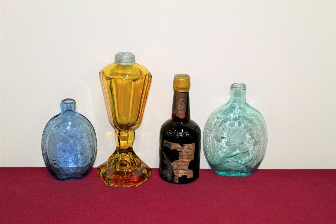 4 Pcs Glass incl. 2 Flasks, Oil Lamp and Bottle: MEASUREMENTS: 6" to 9-1/2" tall