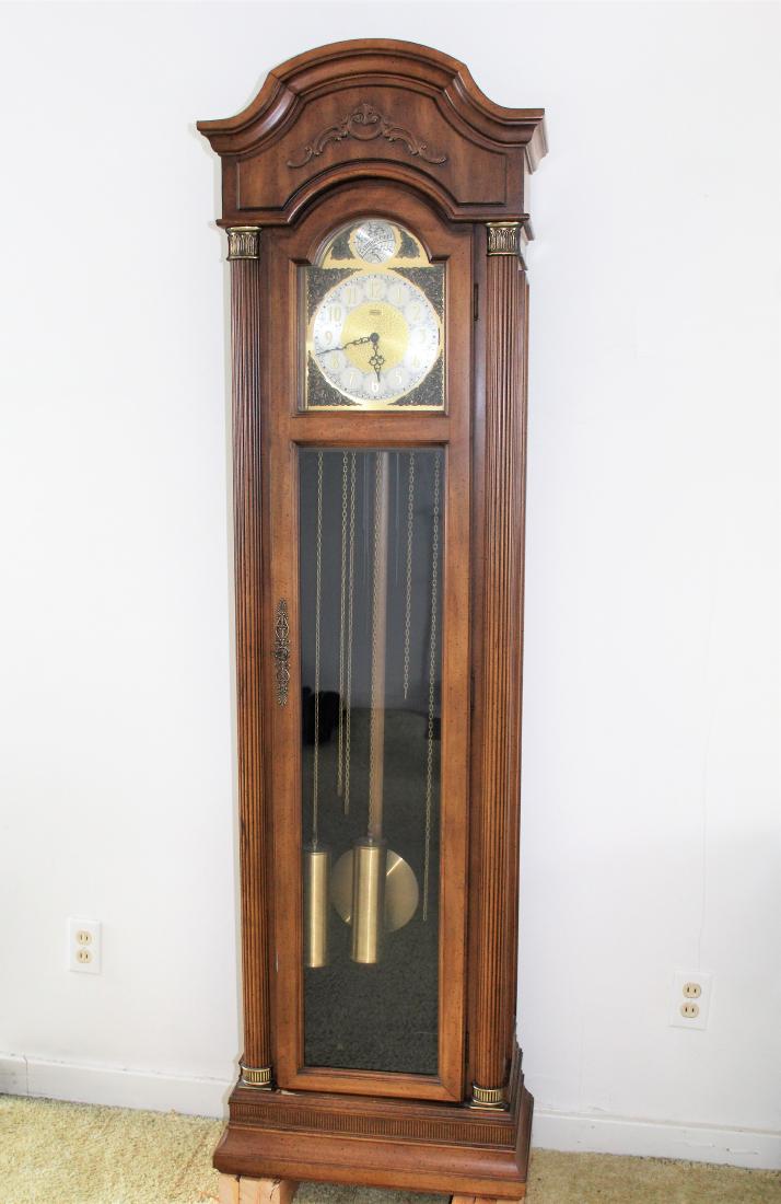Ridgeway Connoiseur Collection Tall Case Clock (1 of 3)