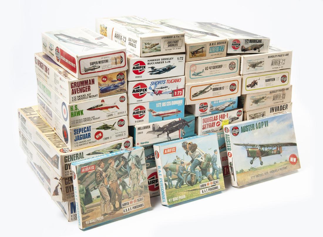 30 Airfix 1/72 Scale Model Airplane Kits: DESCRIPTION: Thirty Airfix 1/72 scale model airplane kits. Includes 08004, 4010, 20020, 03009, 03059, 03055, 03044, 03027, 05004, 1129, 591, two 590, 04011, 04016, 04014, 04019, two 04008, 03026, 0301