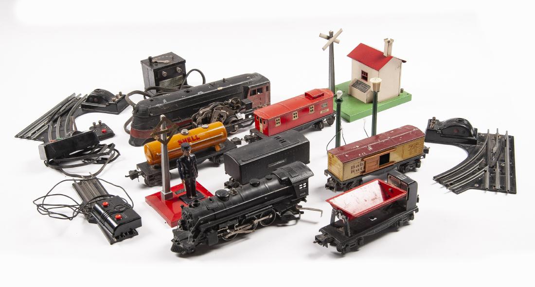18 Lionel Trains, Parts & Accessories Incl Prewar