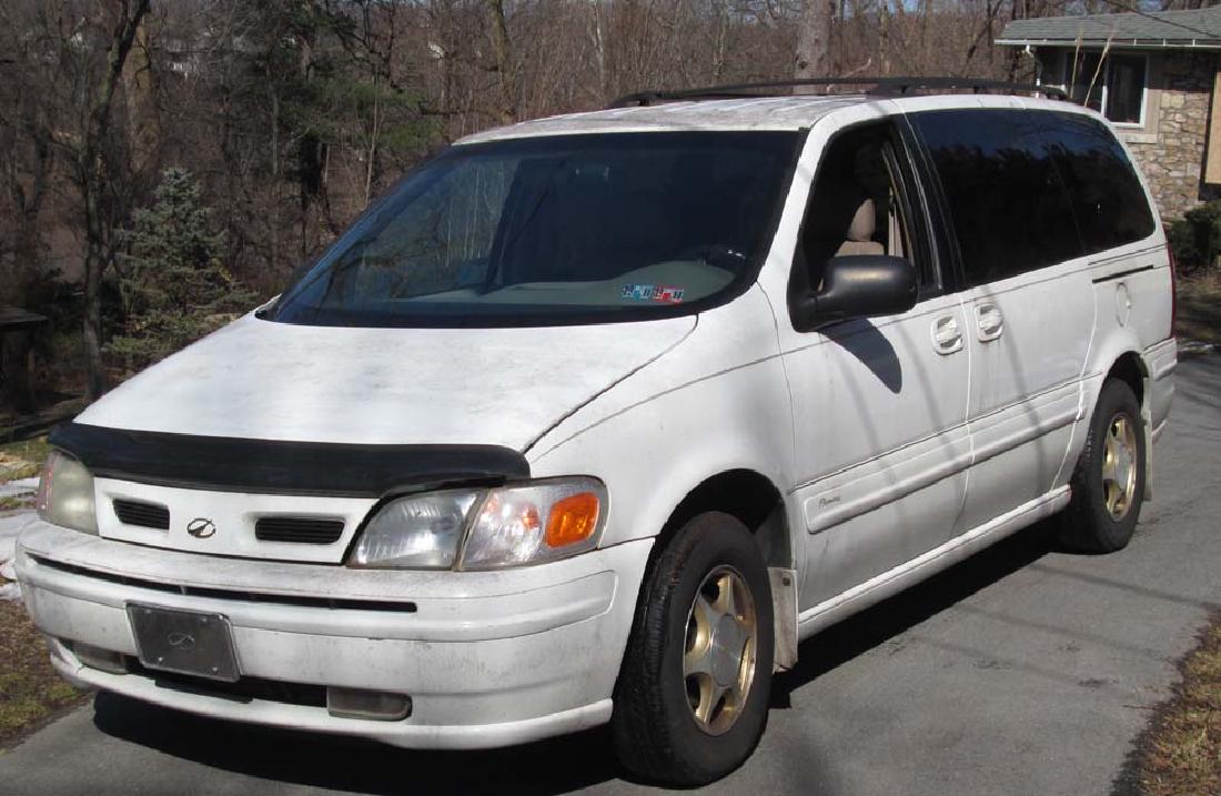 2000 Oldsmobile (1 of 20)