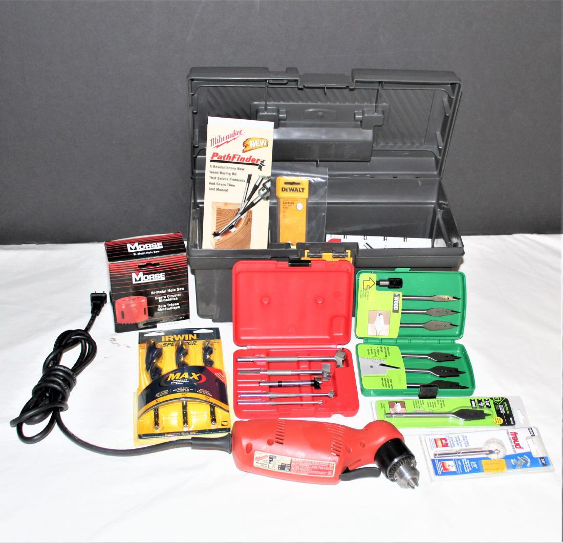 Milwaukee 1/2" Reversing Deill with Bits (1 of 3)