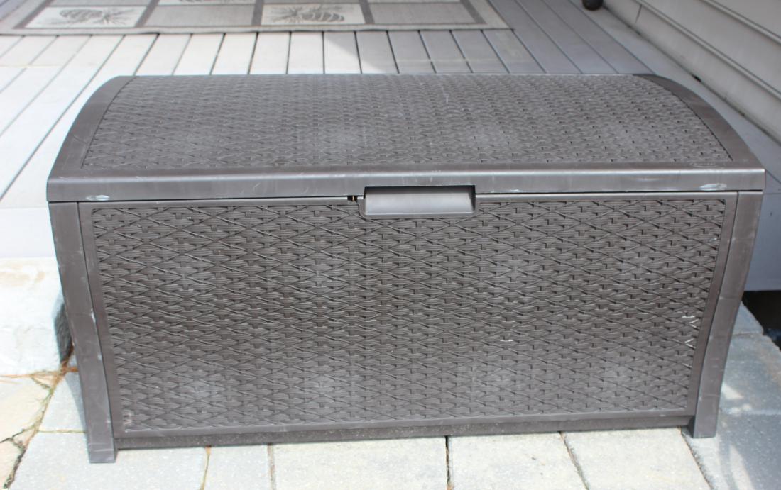 Outdoor Suncast Storage Chest (1 of 2)