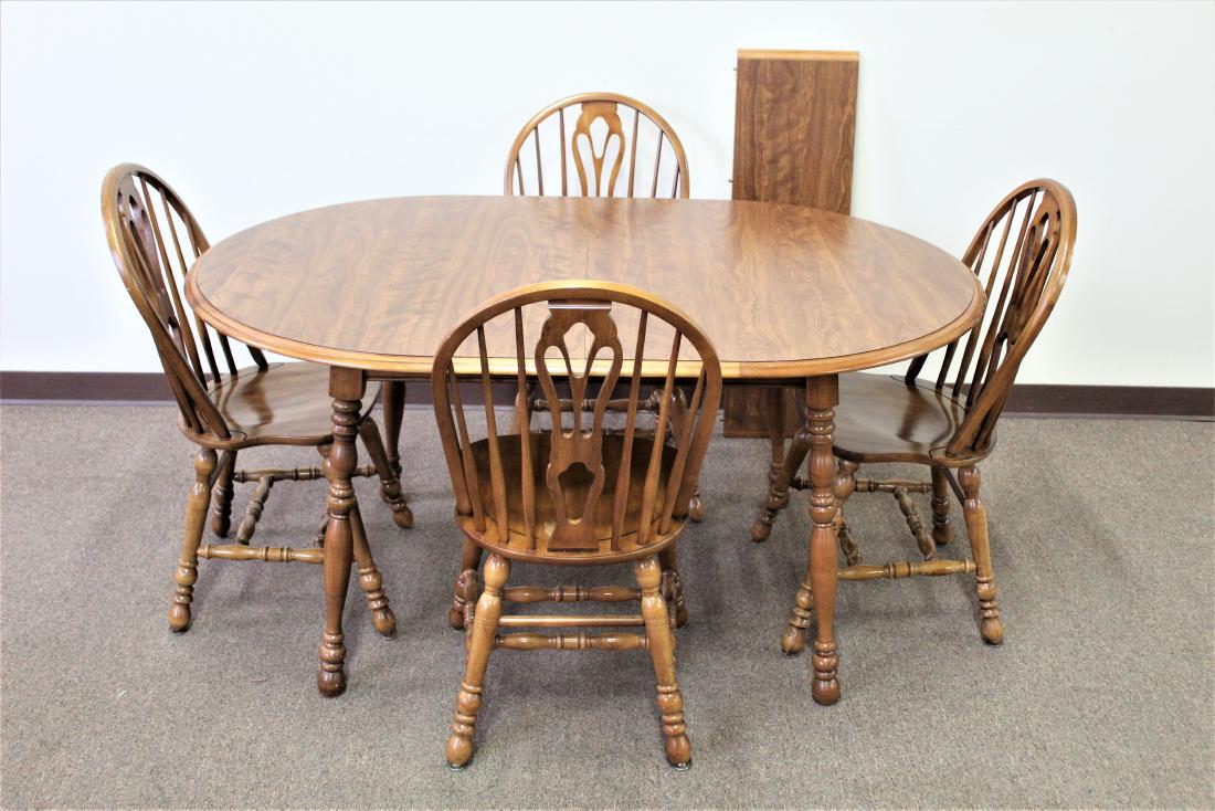5 Pc Dining Set (1 of 4)