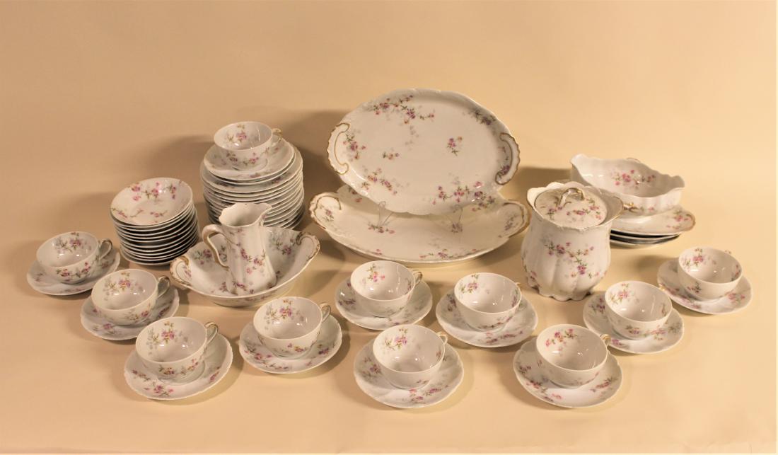 56 Pcs Haviland Limoges China (1 of 3)