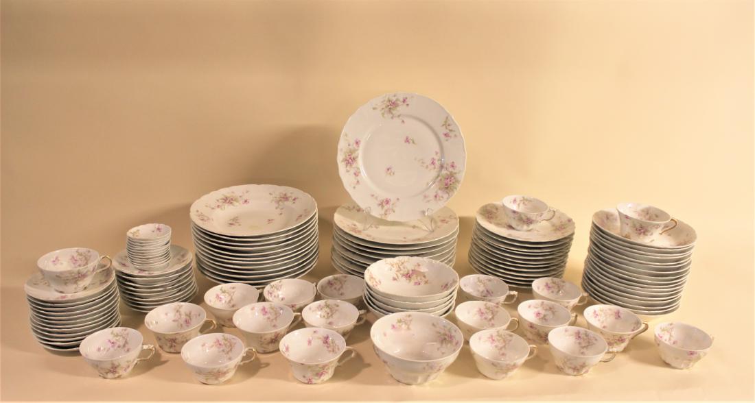 110 Pcs Haviland Limoges France Dinnerware (1 of 3)