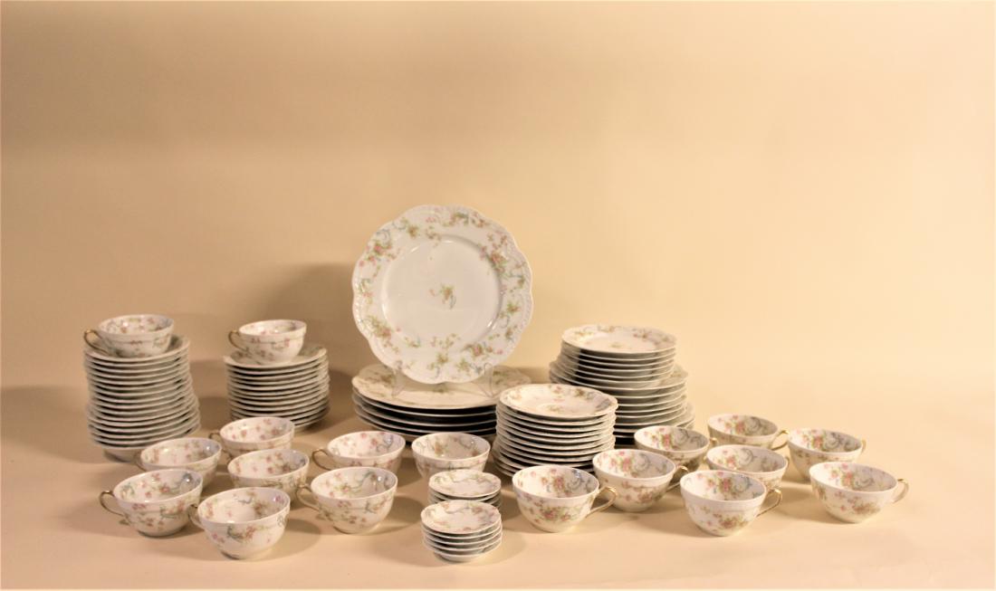 90 Pcs "The Prince" by Haviland Limoges China (1 of 2)
