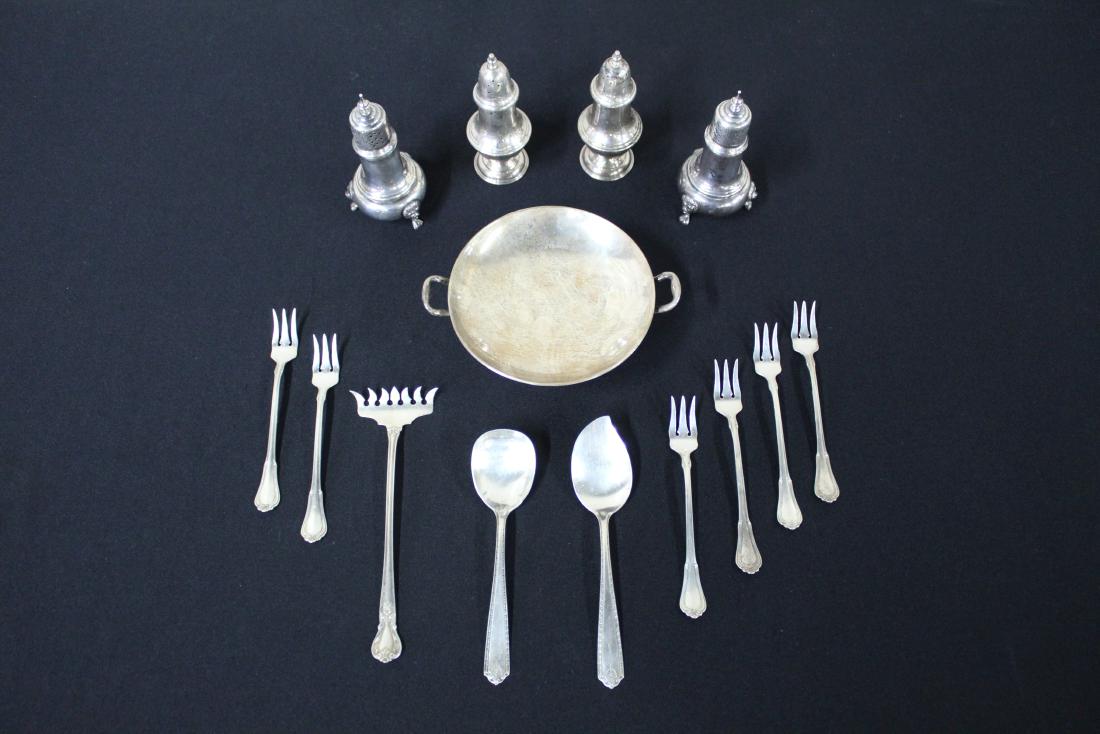 14 Pcs Sterling incl Shakers (1 of 3)