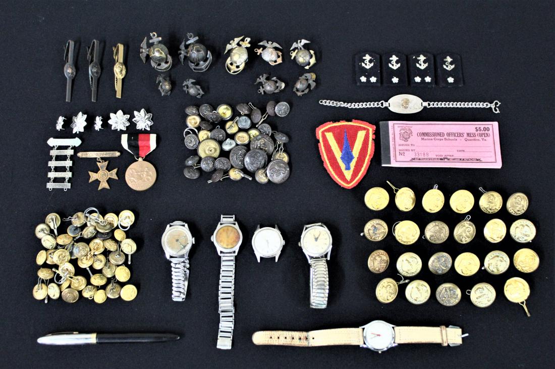 127 Pcs Military Pins, Patches and Watches (1 of 5)