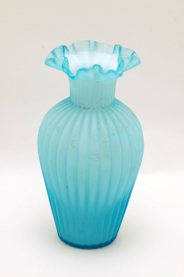 2 Victorian Blue Satin Glass Vases - 4