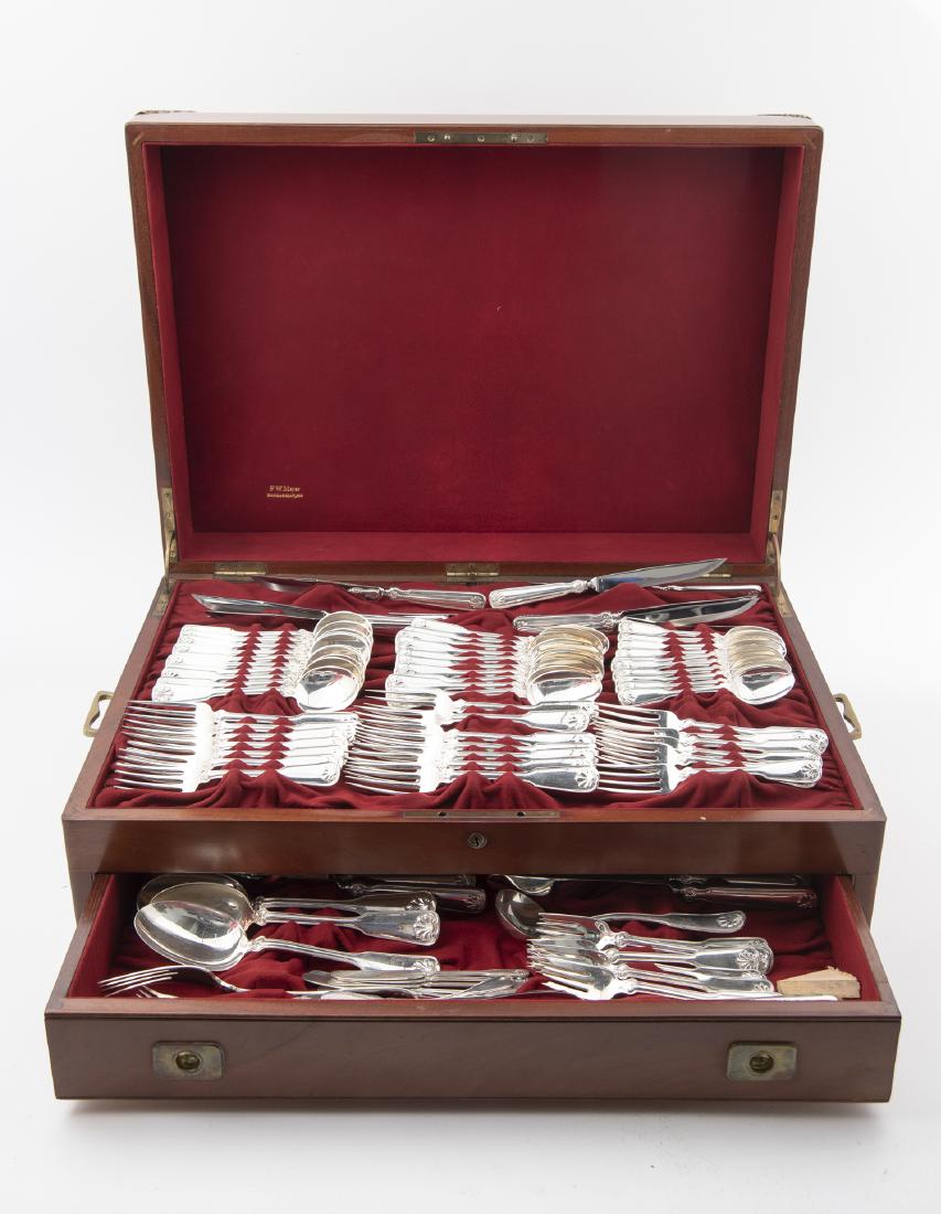 108 Pcs Tiffany Sterling Shell and Thread Flatware (1 of 3)