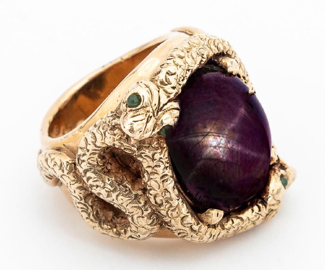 Massive Purple Star Sapphire and Gold Man's Ring (1 of 5)