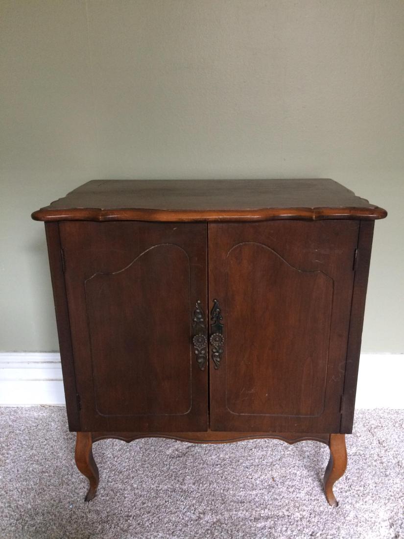 Antique Cabinet: Wear and scratches to all surfaces. 24" wide x 15-1/2" deep x 26" high.