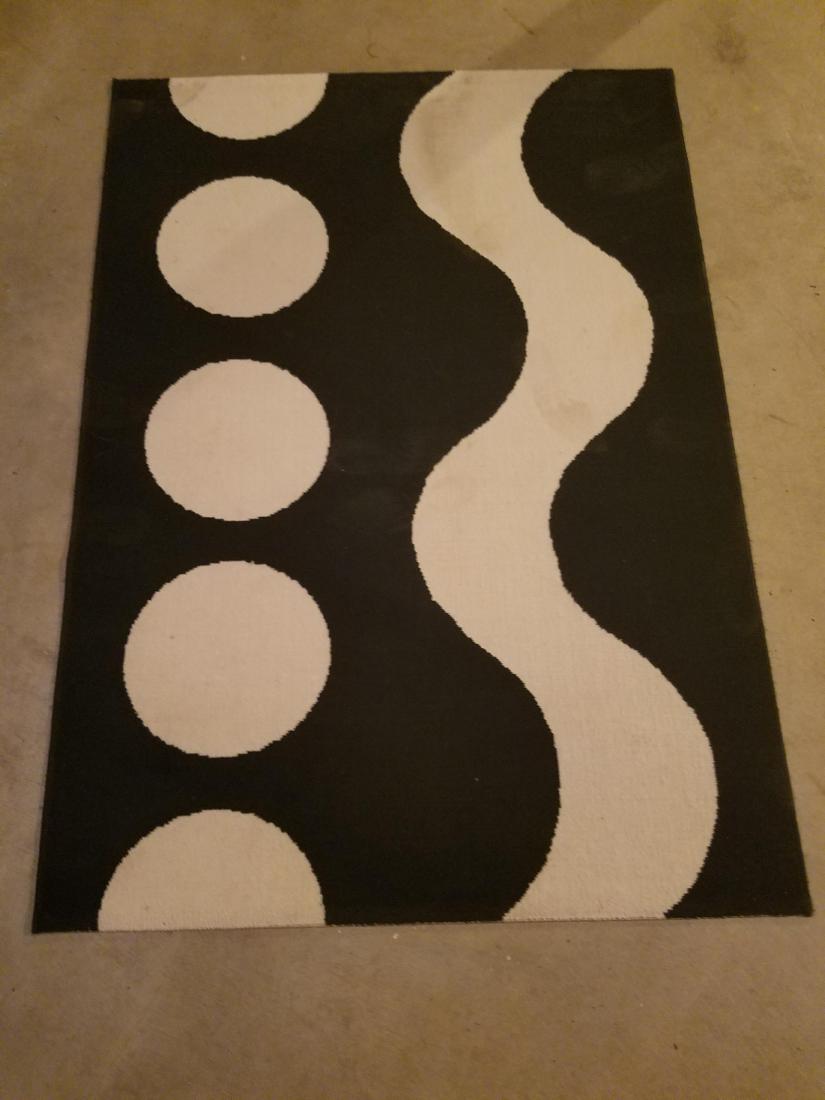 Modern Area Rug (1 of 1)
