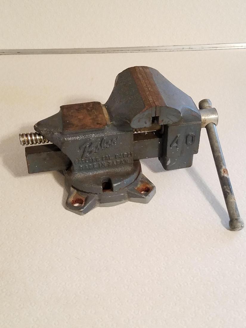 Bench Vice (1 of 1)