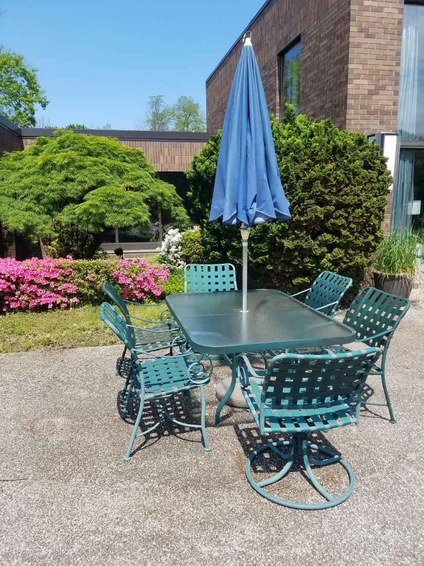Glass top outdoor table and 6 chairs with umbrella (1 of 1)