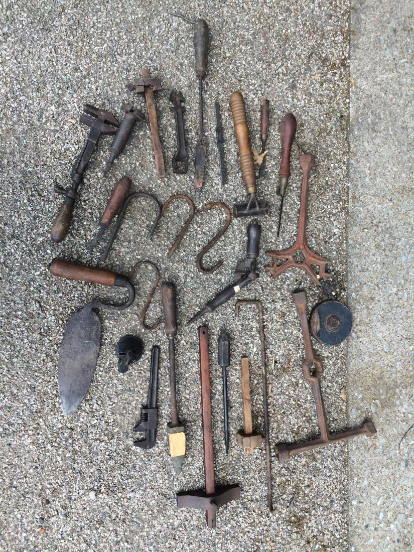 27 Vintage Tools. Includes Specialty Wrenches (1 of 2)
