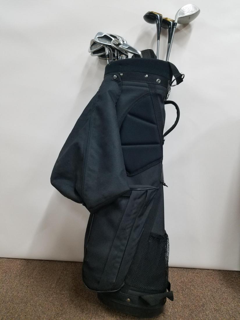 Gold Bag with 16 Clubs (1 of 2)