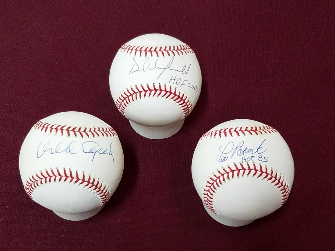 3 Autographed Baseballs incl. Dave Winfield (1 of 4)