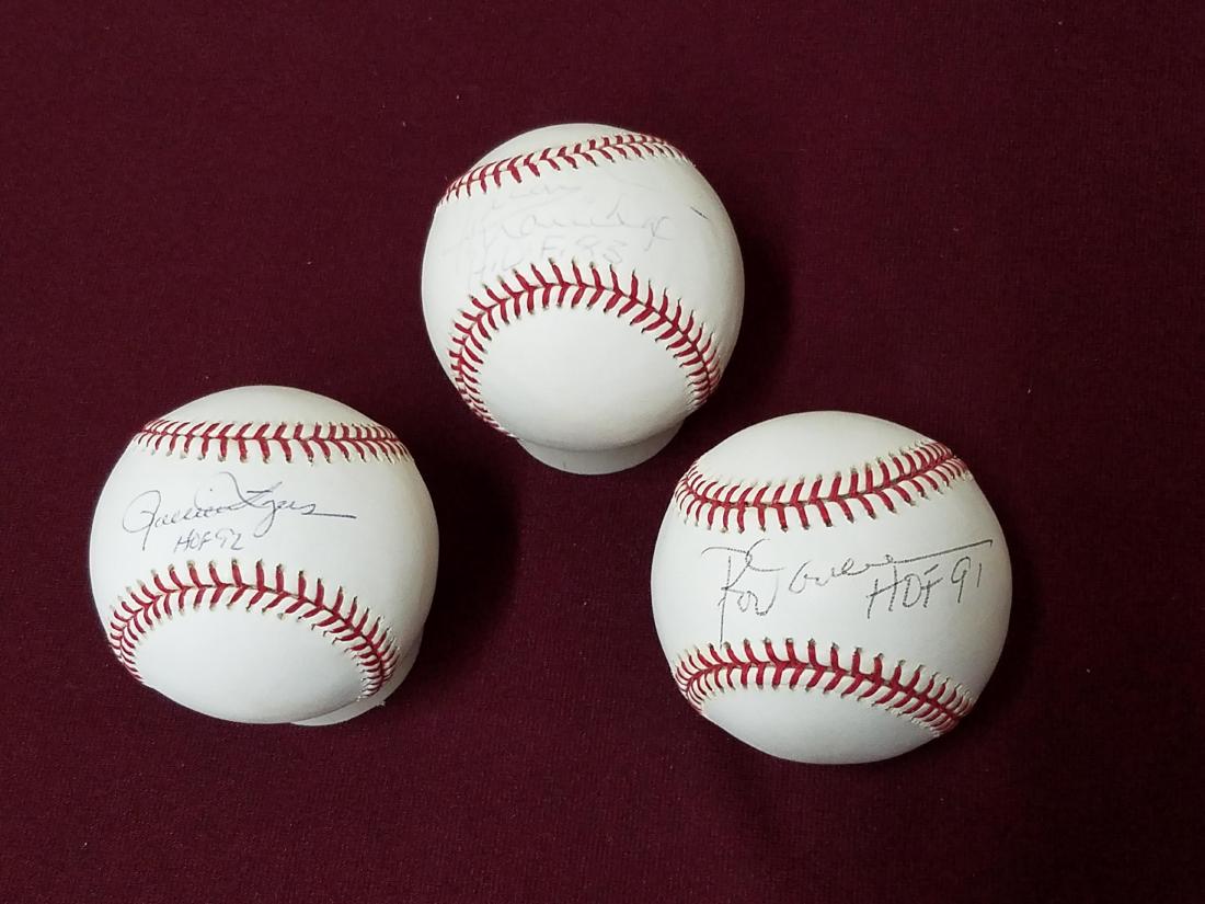 3 Autographed Baseballs incl. Rollie Fingers (1 of 4)