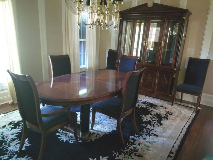 8 Pc Stanley Furniture Co. Dining Suite