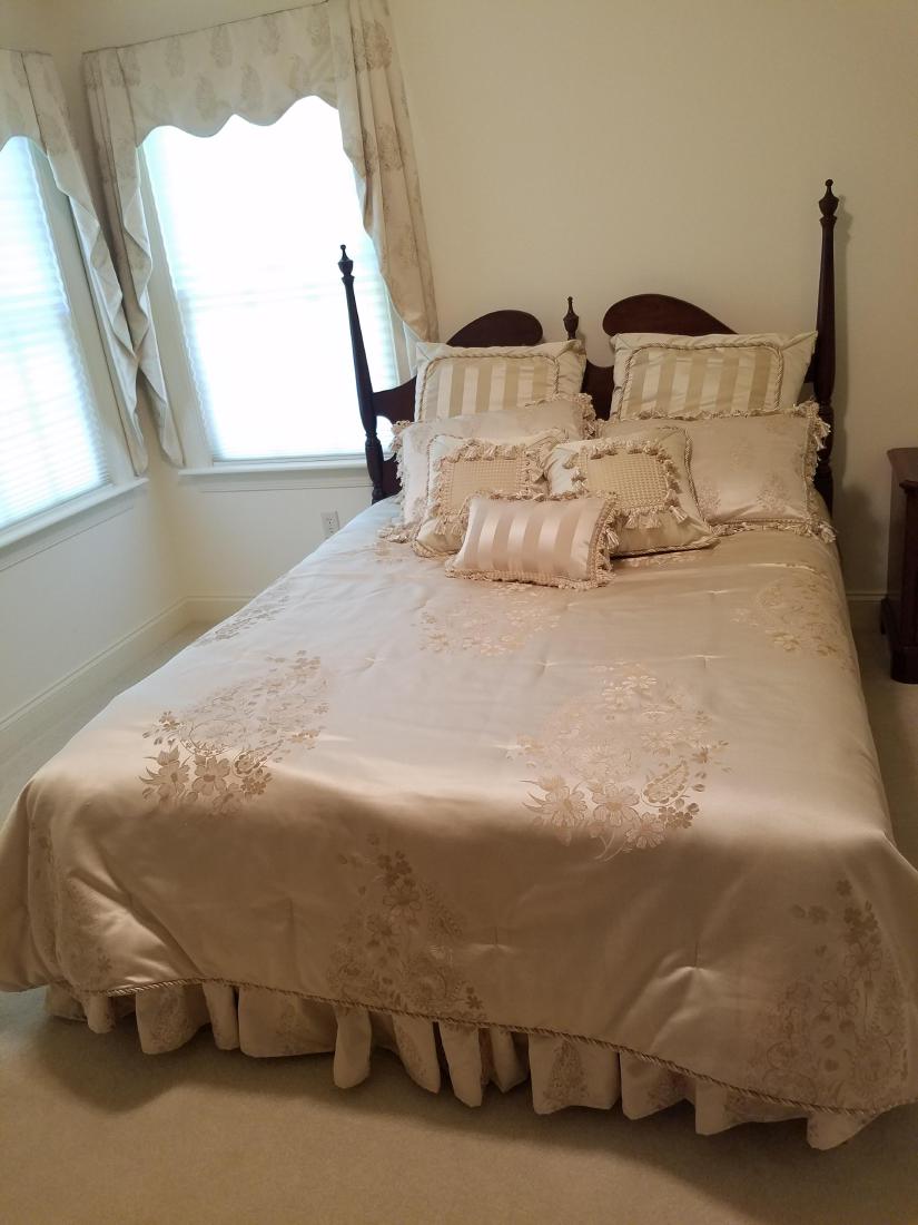 Waterford Bedding and Window Treatments (1 of 7)