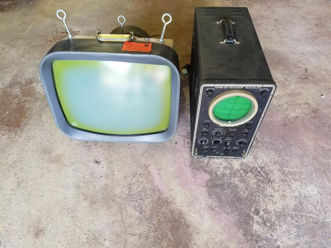 2 pcs Oscillograph and check-a- color (1 of 3)