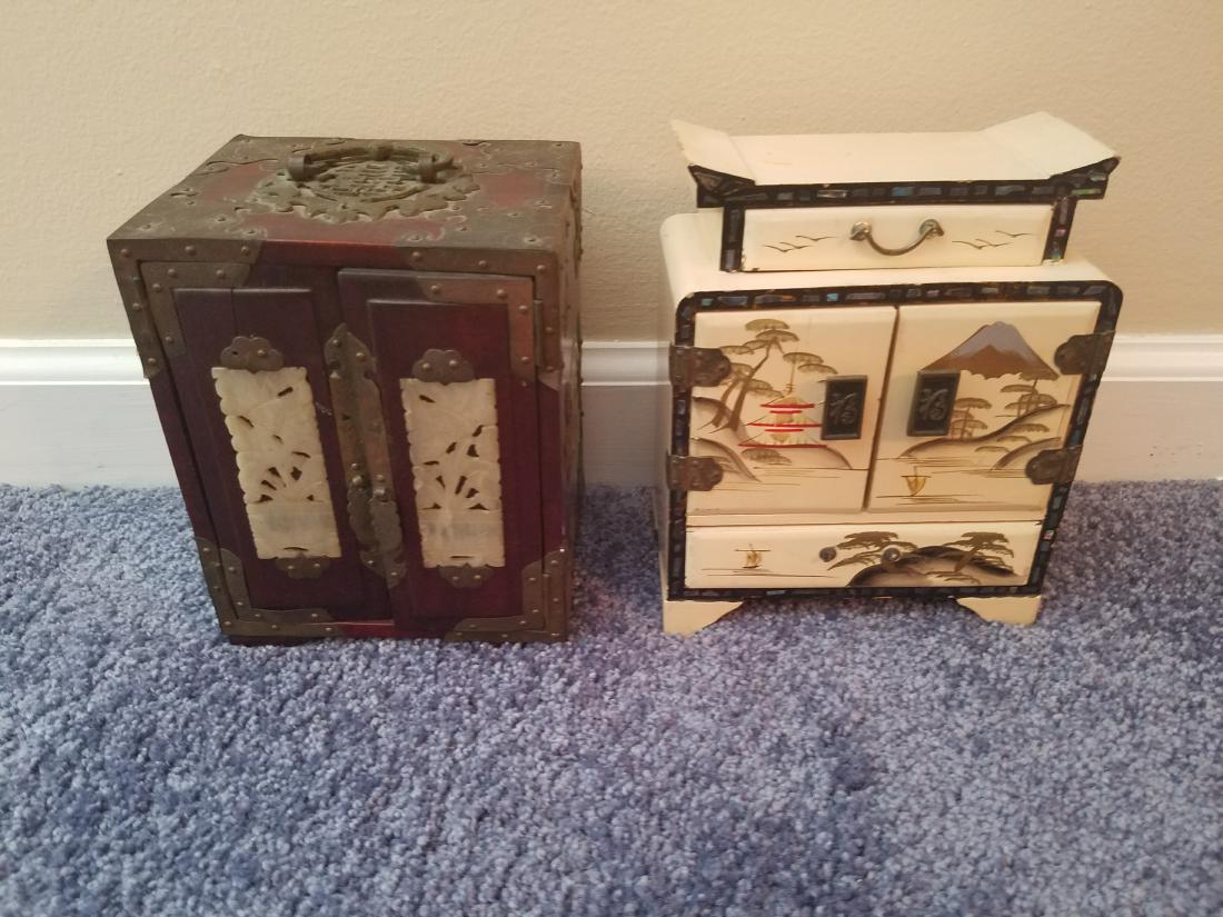 2 Miniature Asian Chests (1 of 4)