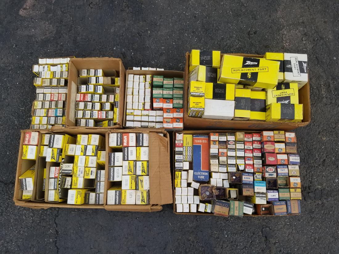273 Vintage Radio Tubes: Also includes some replacement parts. Mostly Zenith. Not tested.