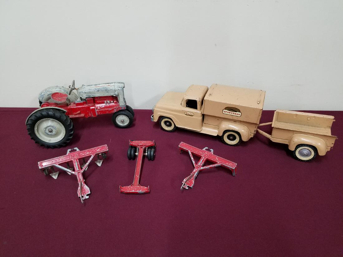Tonka Truck and Hubley Tractor (1 of 3)