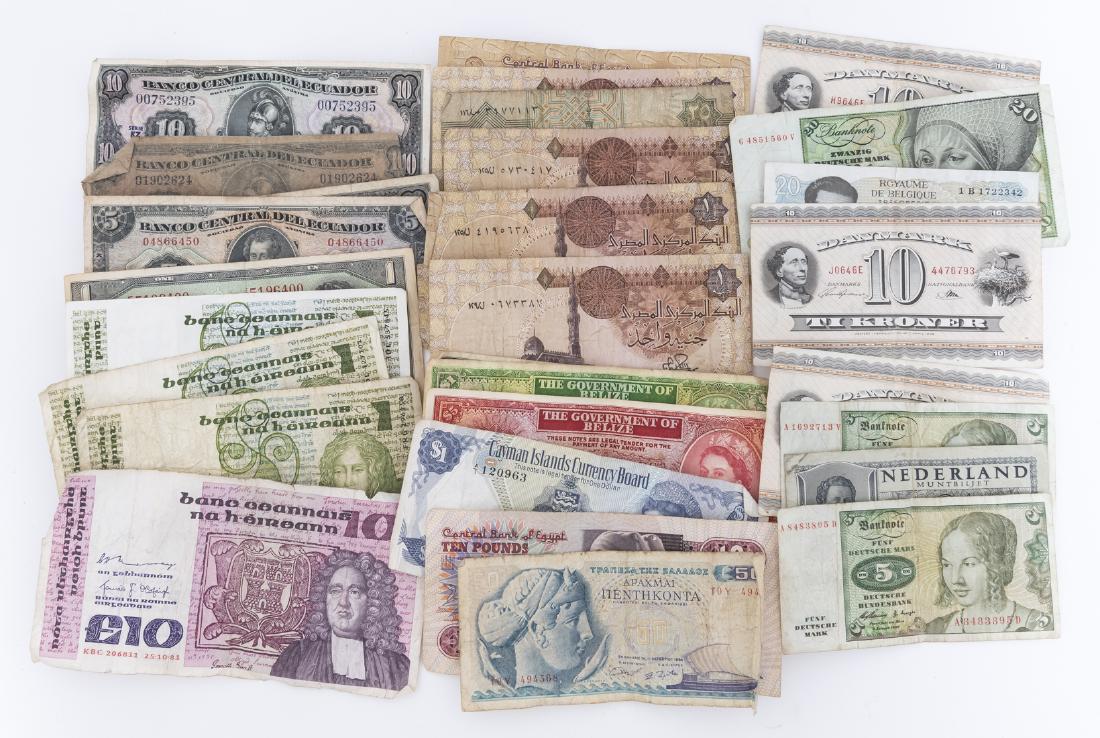 29 Foreign Currency Notes (1 of 1)