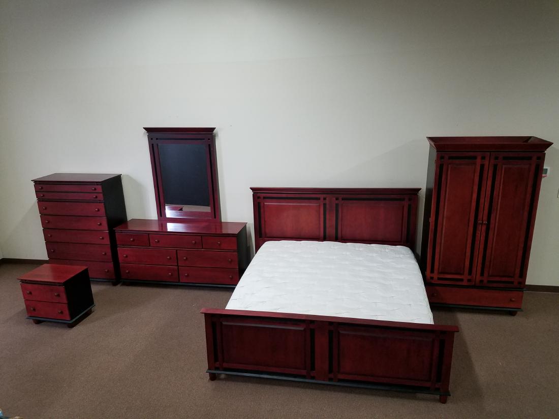 5 Pcs Shermag Bedroom Suite (1 of 5)