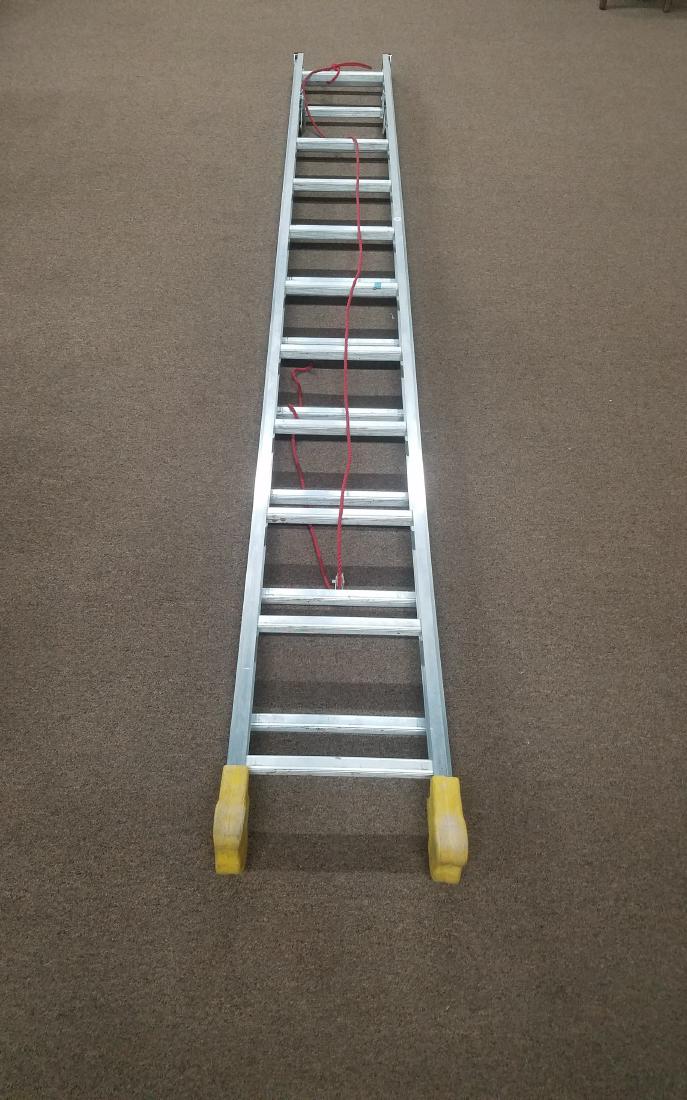 White Metal 22ft Ladder: Model 36022. Type 3 200 pound duty rating