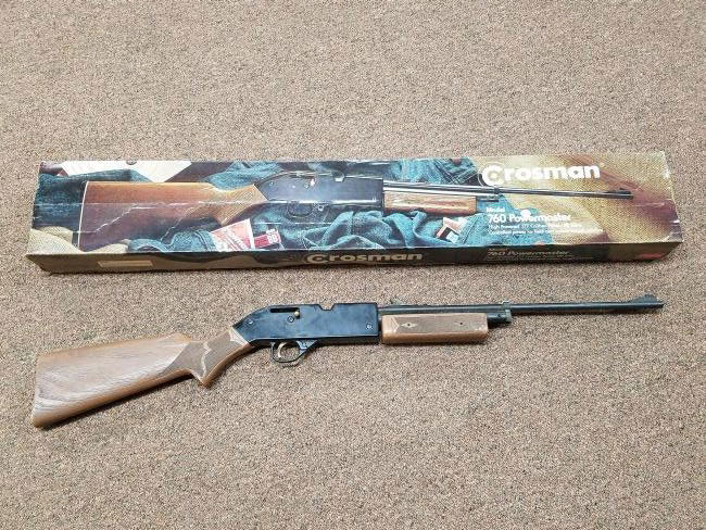 Crosman Powermaster 760 (1 of 2)