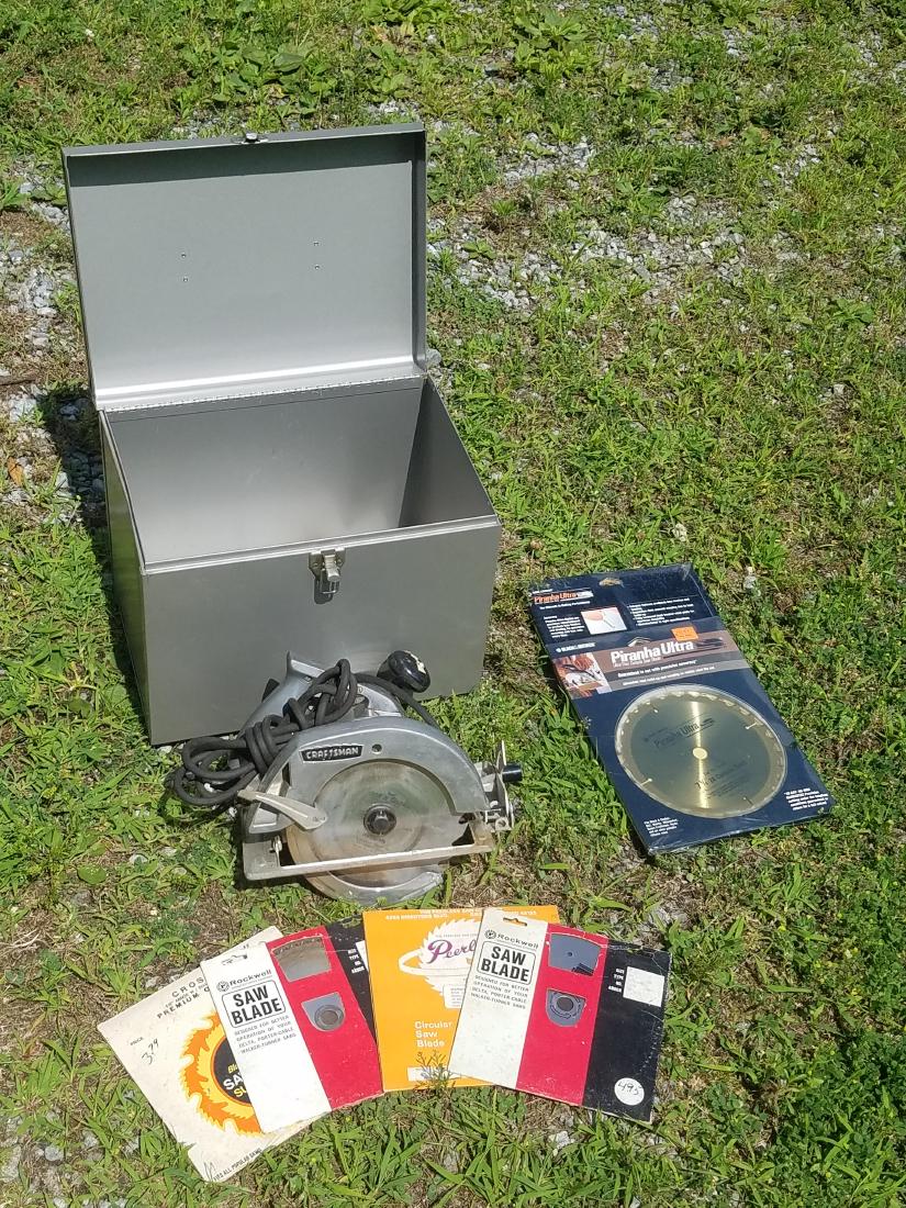 Craftsman Saw With Case & Blades (1 of 1)