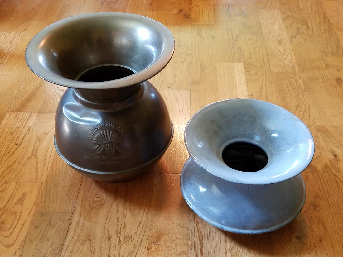 Two Spittoons: Redskin Brand.