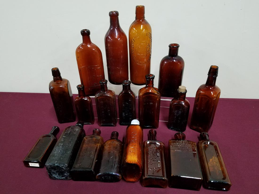 19 Pcs Apothecary Bottles (1 of 5)
