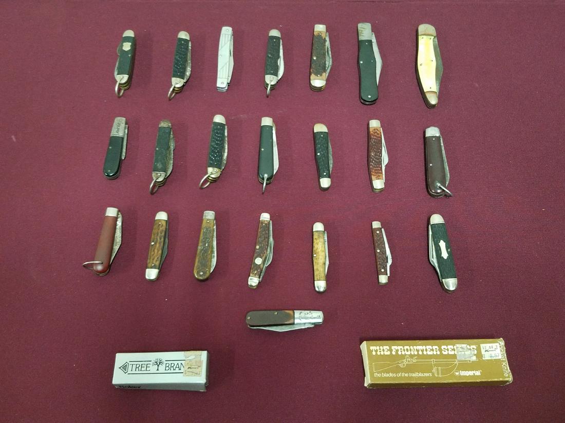22 Vintage Pocket Knives (1 of 5)
