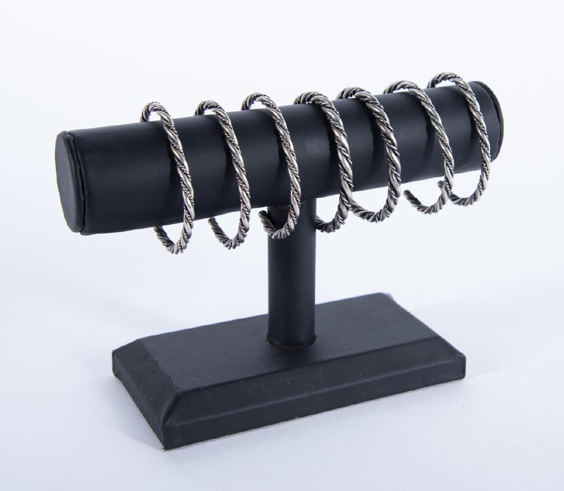 7 Twisted Cuff Bracelets: Interiors 2".