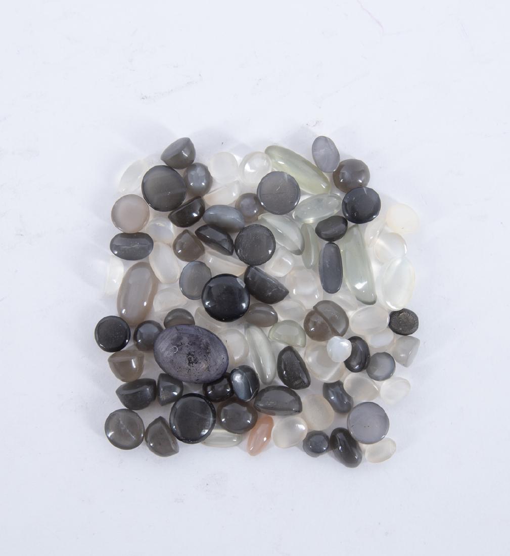 Approx. 82 Pcs Moonstones and Star Sapphire (1 of 1)