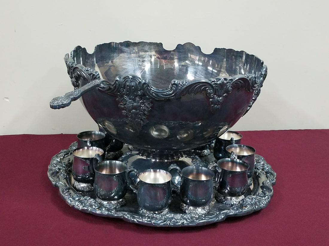 15 Pcs Reed and Barton Silverplate Punch Set (1 of 3)