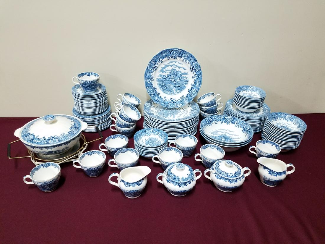 134 Pcs "English Village" Salem China Co. (1 of 3)