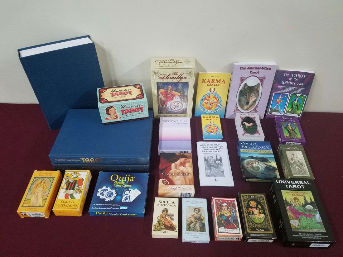 23 pcs of Tarot Cards & Books (1 of 1)