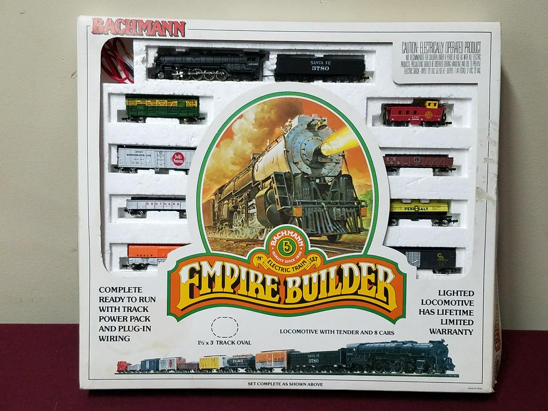 Bachmann Empire Builder Train Set (1 of 3)