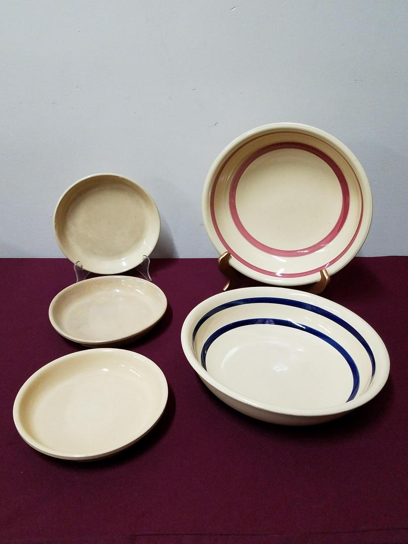 5 Pcs Watt Pottery incl. Banded Bowls (1 of 2)