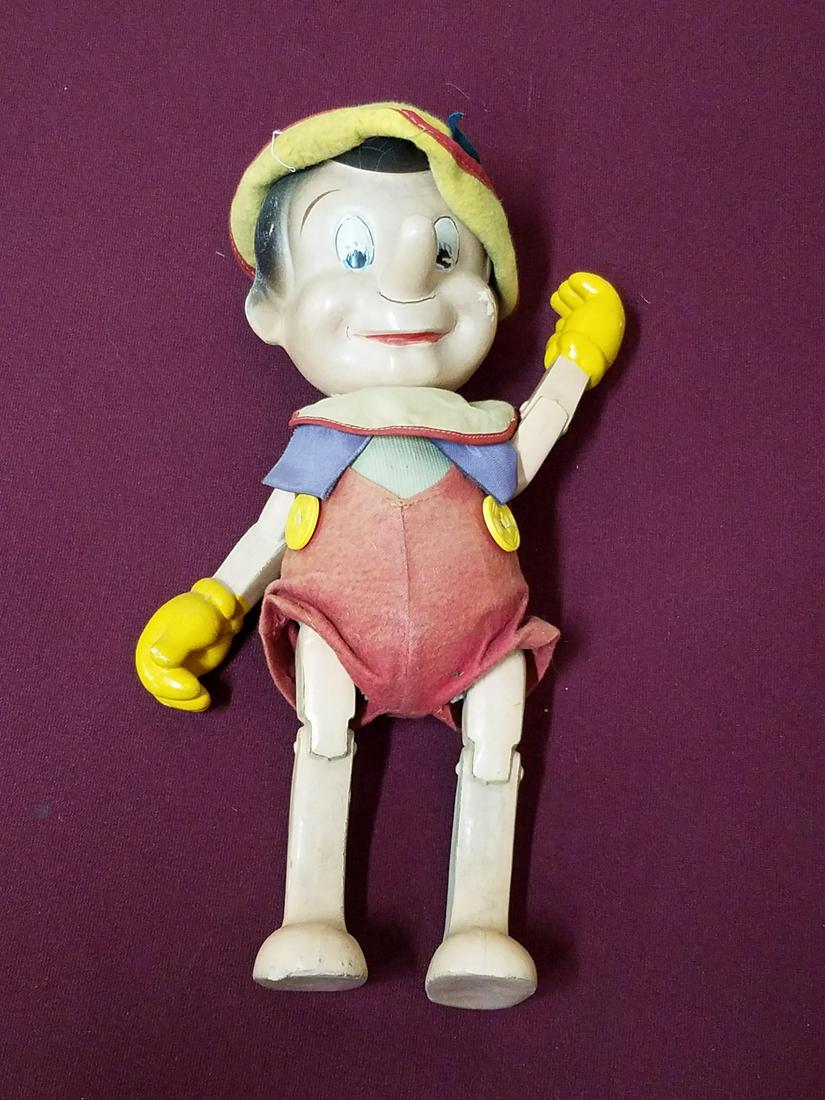 1930s Pinocchio Knickerbocker Toy (1 of 3)